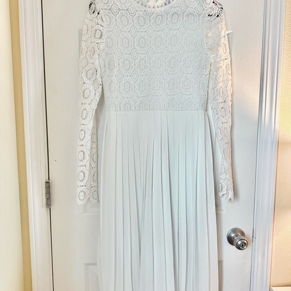 White Pleated Dress - Picture 6 of 6